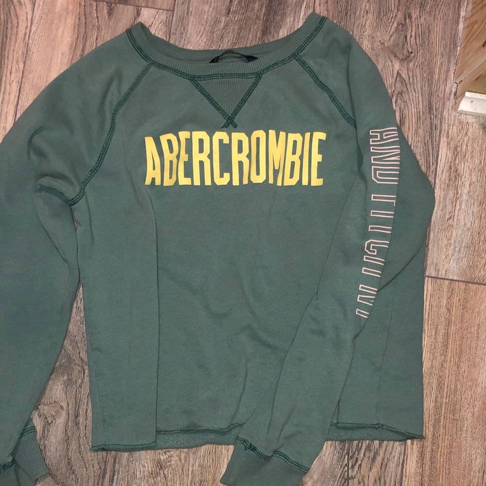Abercrombie cropped sweater